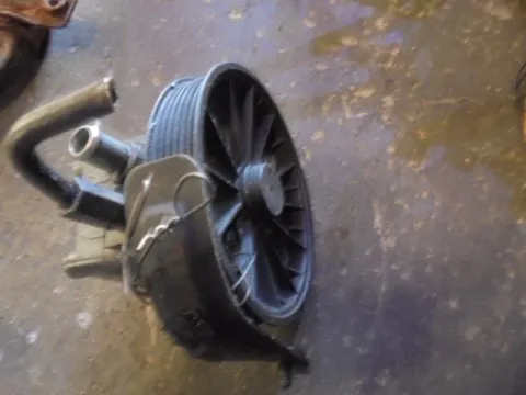 Αντλία Υδραυλικού Τιμονιού για VOLVO S40 (2000 - 2003) (VS) Αντλία Υδραυλικού Τιμονιού για VOLVO S40 (2000 - 2003) (VS)