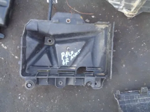 Βάση Μπαταρίας για VW POLO (2009 - 2014) (6R) , SKODA FABIA (2007 - 2011) *Δ* Βάση Μπαταρίας για VW POLO (2009 - 2014) (6R) , SKODA FABIA (2007 - 2011) *Δ*