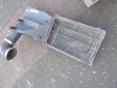 Φιλτροκούτι Άνω για MAZDA 3 (2004 - 2006) (BK) *Δ* Φιλτροκούτι Άνω για MAZDA 3 (2004 - 2006) (BK) *Δ*