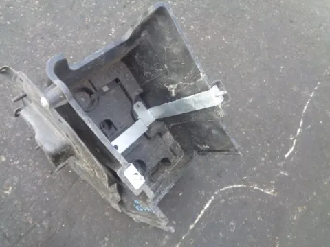 Βάση Μπαταρίας για FORD FIESTA (2008 - 2012) Mk6 (JA8) *Δ* Βάση Μπαταρίας για FORD FIESTA (2008 - 2012) Mk6 (JA8) *Δ*