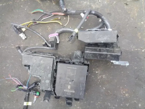 Ασφαλειοθήκη Μηχανής για NISSAN QASHQAI (2014 - ) *Δ* Ασφαλειοθήκη Μηχανής για NISSAN QASHQAI (2014 - ) *Δ*
