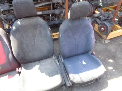 Καθίσματα Σετ Εμπρός Με Αερόσακους για TOYOTA YARIS (2006 - 2009) (KL9) Hatchback - 5dr *Α* Καθίσματα Σετ Εμπρός Με Αερόσακους για TOYOTA YARIS (2006 - 2009) (KL9) Hatchback - 5dr *Α*