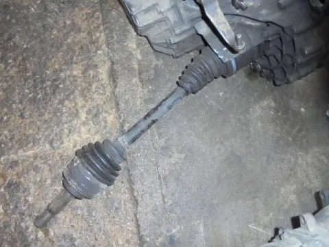 Ημιαξόνιο Εμπρός Αριστερό Με ABS για TOYOTA AVENSIS (1997 - 2000) (T220) 2000 (2C-TE) diesel 90 (CT220)Turbo Ημιαξόνιο Εμπρός Αριστερό Με ABS για TOYOTA AVENSIS (1997 - 2000) (T220) 2000 (2C-TE) diesel 90 (CT220)Turbo