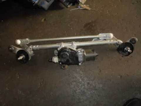 Μοτέρ Κίνησης Εμπρός Υαλοκαθαριστήρων για NISSAN QASHQAI (2014 - ) ΠΑΛΕΤΑ 1 *297333* Μοτέρ Κίνησης Εμπρός Υαλοκαθαριστήρων για NISSAN QASHQAI (2014 - ) ΠΑΛΕΤΑ 1 *297333*