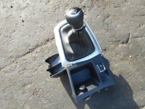 Μοχλός Ταχυτήτων με Χειρόφρενο Ηλεκτρικό για NISSAN QASHQAI (2014 - ) *Δ* Μοχλός Ταχυτήτων με Χειρόφρενο Ηλεκτρικό για NISSAN QASHQAI (2014 - ) *Δ*