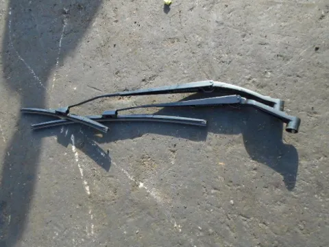 Μπράτσα Υαλοκαθαριστήρων για NISSAN QASHQAI (2014 - ) *Δ* Μπράτσα Υαλοκαθαριστήρων για NISSAN QASHQAI (2014 - ) *Δ*