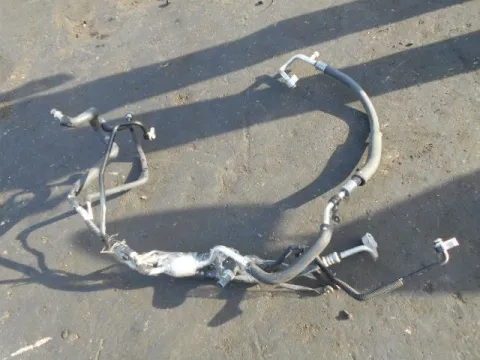 Σωλήνας A-C για TOYOTA AVENSIS (2003 - 2006) (T250) 2000 (1CD-FTV) diesel 116 (CDT250) D-4D *Δ* Σωλήνας A-C για TOYOTA AVENSIS (2003 - 2006) (T250) 2000 (1CD-FTV) diesel 116 (CDT250) D-4D *Δ*