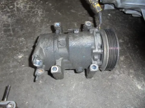 Συμπιεστής A-C (Κομπρέσορας) για CITROEN C3 (2002 - 2006) (FC) Συμπιεστής A-C (Κομπρέσορας) για CITROEN C3 (2002 - 2006) (FC)