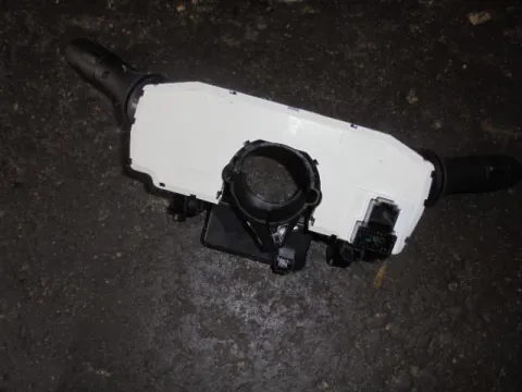 Διακόπτης Φώτων-Φλάς για NISSAN QASHQAI (2014 - ) -  Διακόπτης Φώτων-Φλάς για NISSAN QASHQAI (2014 - ) -