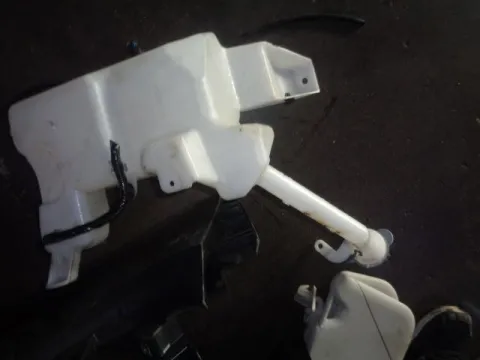 Δοχείο Υαλοκαθαριστήρων Με Μοτέρ για NISSAN QASHQAI (2014 - ) Δοχείο Υαλοκαθαριστήρων Με Μοτέρ για NISSAN QASHQAI (2014 - )