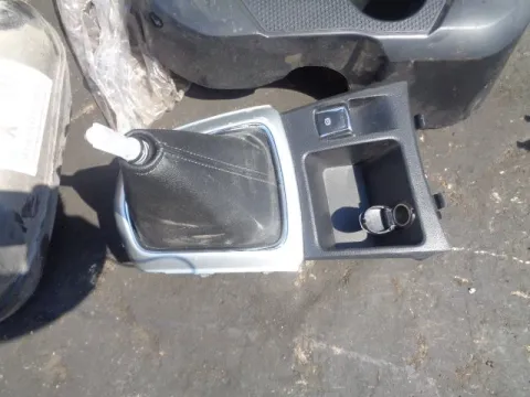 Μοχλός Ταχυτήτων με Χειρόφρενο Ηλεκτρικό για NISSAN QASHQAI (2014 - ) *Δ* Μοχλός Ταχυτήτων με Χειρόφρενο Ηλεκτρικό για NISSAN QASHQAI (2014 - ) *Δ*