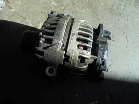 Δυναμό - Εναλλάκτης για RENAULT MEGANE (2002 - 2005) (LM) (KM) (EM) (CM) Δυναμό - Εναλλάκτης για RENAULT MEGANE (2002 - 2005) (LM) (KM) (EM) (CM)
