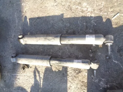 Αμορτισέρ Πίσω Δεξί και Αριστερό Σετ για NISSAN QASHQAI (2014 - ) Αμορτισέρ Πίσω Δεξί και Αριστερό Σετ για NISSAN QASHQAI (2014 - )