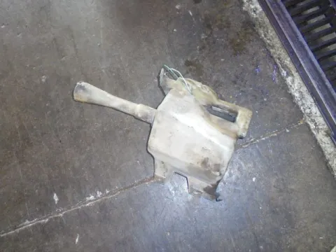 Δοχείο Υαλοκαθαριστήρων Με Μοτέρ για NISSAN ALMERA (2000 - 2002) (N16)