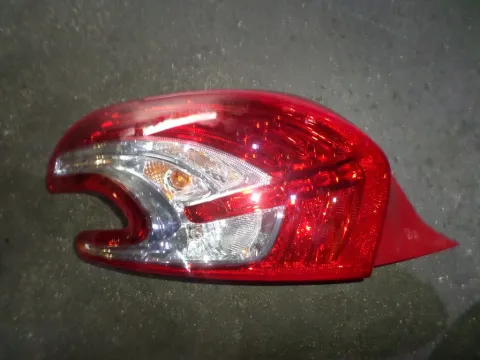Φανάρι Πίσω Αριστερό ΜΕ LED για PEUGEOT 208 (2012 - ) ( ) Φανάρι Πίσω Αριστερό ΜΕ LED για PEUGEOT 208 (2012 - ) ( )