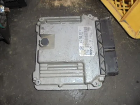 Εγκέφαλος Κινητήρα 03C906056BP για VW GOLF (2004 - 2008) Mk5 (1K1) ΤΕΛΑΡΟ 3*253650 Εγκέφαλος Κινητήρα 03C906056BP για VW GOLF (2004 - 2008) Mk5 (1K1) ΤΕΛΑΡΟ 3*253650