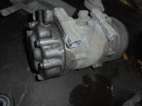 Συμπιεστής A-C (Κομπρέσορας) για RENAULT MEGANE (2006 - 2008) (LM) (KM) (EM) (CM) 1900 (F9Q803) Diesel 131 dCi , 2000 (M9R700) Diesel 150 dCi Συμπιεστής A-C (Κομπρέσορας) για RENAULT MEGANE (2006 - 2008) (LM) (KM) (EM) (CM) 1900 (F9Q803) Diesel 131 dCi , 2000 (M9R700) Diesel 150 dCi