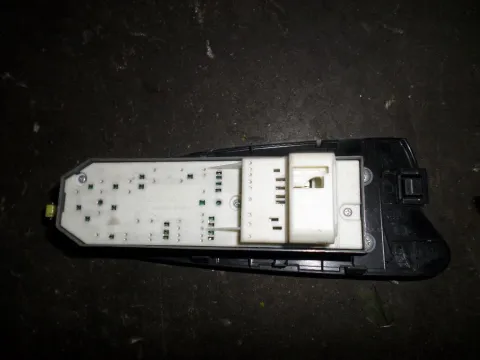 Διακόπτης Πόρτας Παραθύρων Κεντρικός Αριστερής 4ΠΛΟΣ 12PIN για TOYOTA RAV-4 (2006 - 2009) (XA30) , (2009 - 2011) (XA30) - 