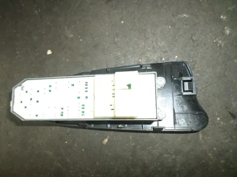 Διακόπτης Πόρτας Παραθύρων Κεντρικός Αριστερής 4ΠΛΟΣ 12PIN για TOYOTA RAV-4 (2006 - 2009) (XA30) , (2009 - 2011) (XA30) - 