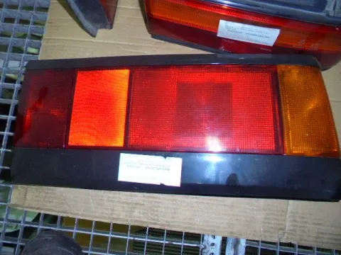 Φανάρι Πίσω Δεξί για HONDA CIVIC (1983 - 1987) (AL- AJ- AG- AH) Sedan - 4dr Φανάρι Πίσω Δεξί για HONDA CIVIC (1983 - 1987) (AL- AJ- AG- AH) Sedan - 4dr