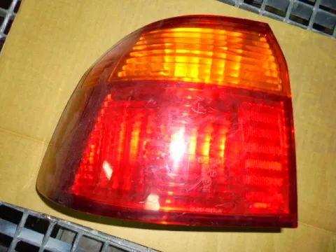 Φανάρι Πίσω Αριστερό Πορτοκαλί Φλας για HONDA CIVIC (1999 - 2001) (EJ - K - M) (MB - C) Sedan - 4dr Φανάρι Πίσω Αριστερό Πορτοκαλί Φλας για HONDA CIVIC (1999 - 2001) (EJ - K - M) (MB - C) Sedan - 4dr