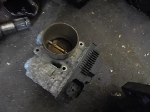 Σώμα Πεταλούδας για NISSAN PRIMERA (2002 - 2007) (P12) Σώμα Πεταλούδας για NISSAN PRIMERA (2002 - 2007) (P12)
