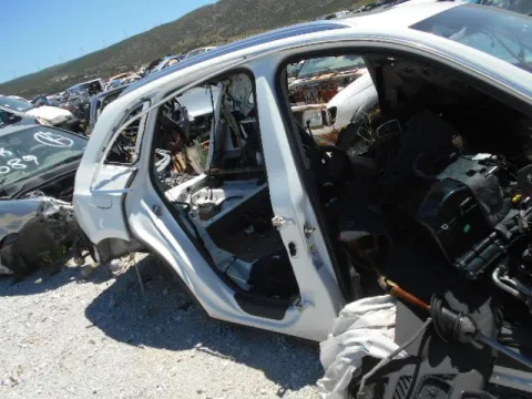 Τροπέτο Πίσω Χωρίς Άξονα για AUDI Q5 (2008 - 2013) (8R) *Δ* -  Τροπέτο Πίσω Χωρίς Άξονα για AUDI Q5 (2008 - 2013) (8R) *Δ* -