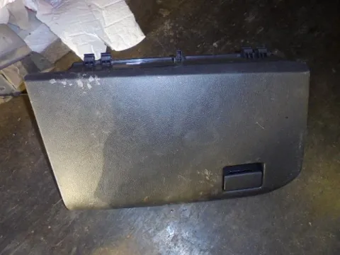 Ντουλαπάκι για TOYOTA AURIS (2013 - 2015) *Γ*