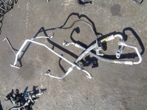 Σωλήνας A-C για TOYOTA YARIS (2015 - ) *Δ* Σωλήνας A-C για TOYOTA YARIS (2015 - ) *Δ*