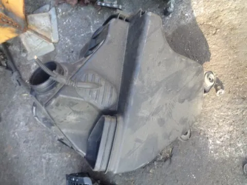 Φιλτροκούτι με Airflow για BMW 1 Series (2007 - 2012) E87 *Δ* Φιλτροκούτι με Airflow για BMW 1 Series (2007 - 2012) E87 *Δ*