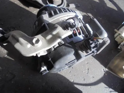 Δυναμό - Εναλλάκτης για TOYOTA YARIS (2015 - ) Δυναμό - Εναλλάκτης για TOYOTA YARIS (2015 - )