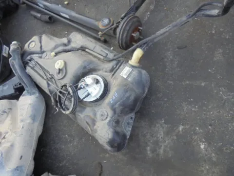 Δεξαμενή Καυσίμου (Ρεζερβουάρ) για PEUGEOT 208 (2012 - ) ( ) *ΔΒ* Δεξαμενή Καυσίμου (Ρεζερβουάρ) για PEUGEOT 208 (2012 - ) ( ) *ΔΒ*