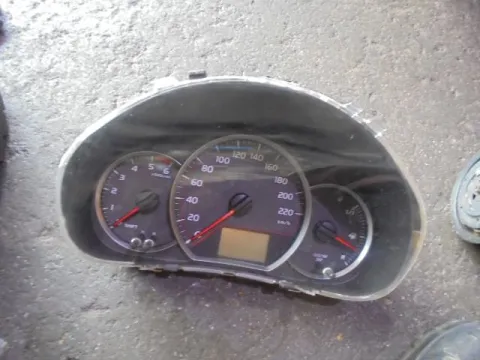 Κοντέρ για TOYOTA YARIS (2015 - ) Κοντέρ για TOYOTA YARIS (2015 - )