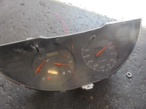 Κοντέρ για NISSAN SERENA (1997 - 2001) (C23) Κοντέρ για NISSAN SERENA (1997 - 2001) (C23)