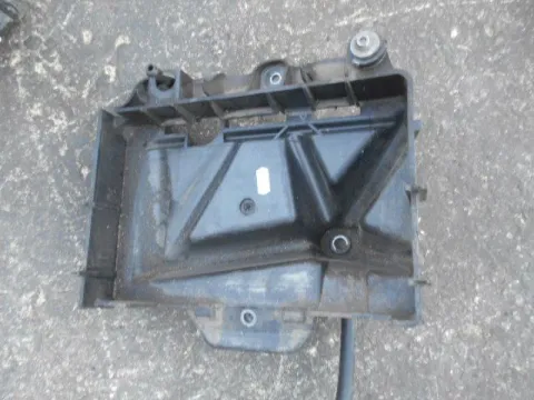 Βάση Μπαταρίας για VW POLO (2009 - 2014) (6R) *Δ* Βάση Μπαταρίας για VW POLO (2009 - 2014) (6R) *Δ*