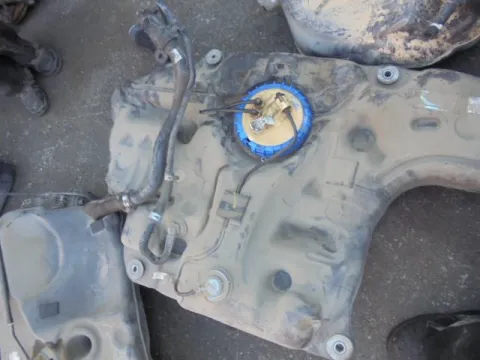 Δεξαμενή Καυσίμου (Ρεζερβουάρ) για TOYOTA AURIS (2016 - ) 1.4Turbo Diesel D-4D (90HP)  *ΔΒ* Δεξαμενή Καυσίμου (Ρεζερβουάρ) για TOYOTA AURIS (2016 - ) 1.4Turbo Diesel D-4D (90HP)  *ΔΒ*
