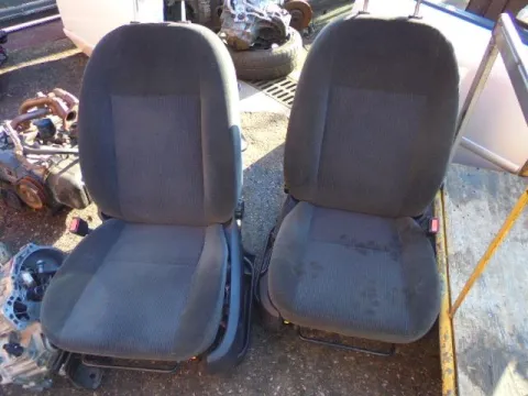 Καθίσματα Σετ Εμπρός Με Αερόσακο Δεξί για FORD C-MAX (2003 - 2006) Mk1a (C214) **Α** Καθίσματα Σετ Εμπρός Με Αερόσακο Δεξί για FORD C-MAX (2003 - 2006) Mk1a (C214) **Α**