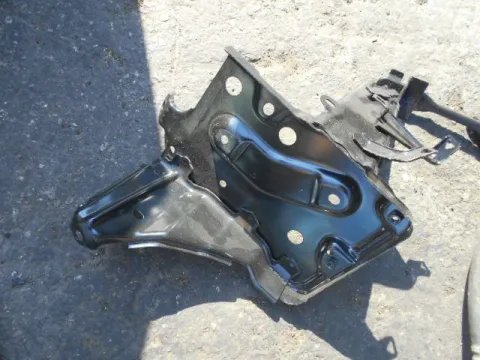 Βάση Μπαταρίας για TOYOTA YARIS (2012 - 2014) ( ) *Δ* Βάση Μπαταρίας για TOYOTA YARIS (2012 - 2014) ( ) *Δ*