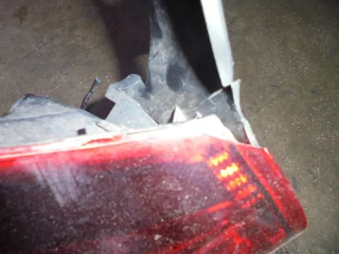 Φανάρι Πίσω Αριστερό Ελαττωματικό για RENAULT CLIO (2013 - ) s-wagon -  Φανάρι Πίσω Αριστερό Ελαττωματικό για RENAULT CLIO (2013 - ) s-wagon -