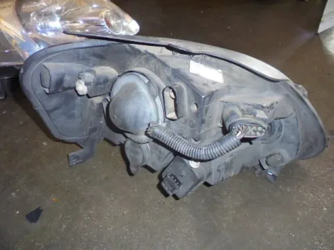 Φανάρι Εμπρός Αριστερό για VW FOX (2005 - ) (5Z1) - 