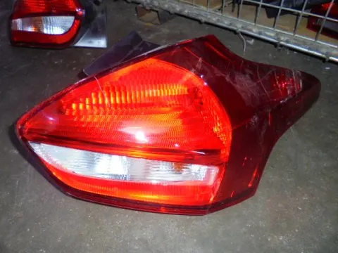 Φανάρι Πίσω Δεξί LED για FORD FOCUS (2014 - ) Ηatchback - 5dr Φανάρι Πίσω Δεξί LED για FORD FOCUS (2014 - ) Ηatchback - 5dr