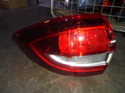 Φανάρι Πίσω Αριστερό για FORD C-MAX (2014 - ) Φανάρι Πίσω Αριστερό για FORD C-MAX (2014 - )