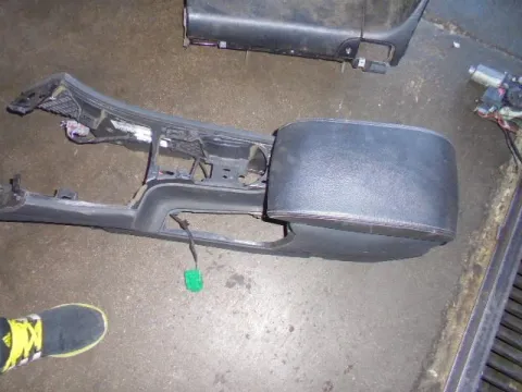 Υποβραχιόνιο(Τεμπέλης) για FORD C-MAX (2003 - 2006) Mk1a (C214)  *Γ* Υποβραχιόνιο(Τεμπέλης) για FORD C-MAX (2003 - 2006) Mk1a (C214)  *Γ*