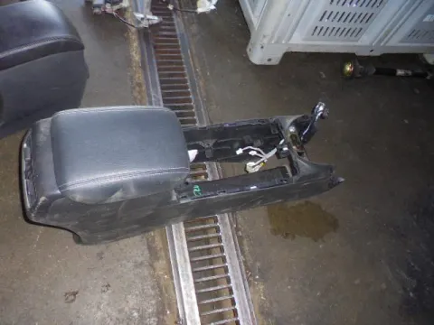 Υποβραχιόνιο(Τεμπέλης) για HONDA CRV (2014 - )  *Γ* Υποβραχιόνιο(Τεμπέλης) για HONDA CRV (2014 - )  *Γ*