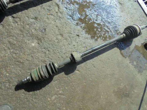 Ημιαξόνιο Εμπρός Δεξί Με ABS για TOYOTA YARIS (1999 - 2002) (XP10) Ημιαξόνιο Εμπρός Δεξί Με ABS για TOYOTA YARIS (1999 - 2002) (XP10)