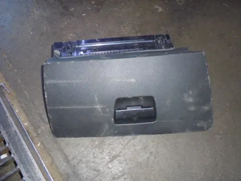 Ντουλαπάκι για BMW 3 Series (2005 - 2008) (E90-1-2-3) **Γ** Ντουλαπάκι για BMW 3 Series (2005 - 2008) (E90-1-2-3) **Γ**