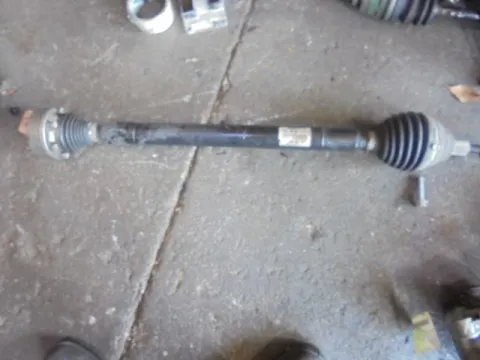 Ημιαξόνιο Εμπρός Δεξί για VW GOLF (2009 - 2013) Mk6 (5K1) Ημιαξόνιο Εμπρός Δεξί για VW GOLF (2009 - 2013) Mk6 (5K1)