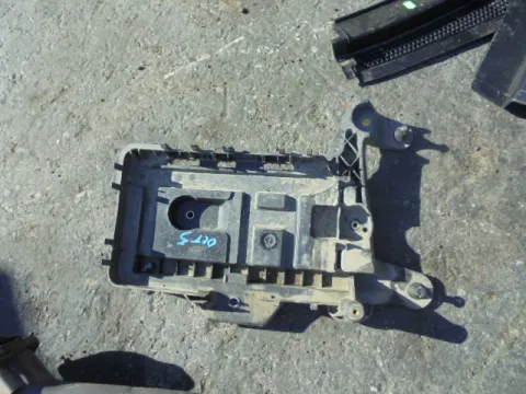 Βάση Μπαταρίας για SKODA OCTAVIA (2008 - 2013) 5 (1Z3-5) *Δ* Βάση Μπαταρίας για SKODA OCTAVIA (2008 - 2013) 5 (1Z3-5) *Δ*