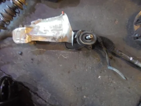 Κρεμαγιέρα Ηλεκτρική για VW GOLF (2009 - 2013) Mk6 (5K1) Κρεμαγιέρα Ηλεκτρική για VW GOLF (2009 - 2013) Mk6 (5K1)