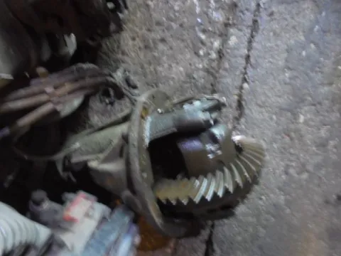 Διαφορικό Κομπλέ Πίσω για TOYOTA HI-LUX (1992 - 1997) (YN85 -110) Διαφορικό Κομπλέ Πίσω για TOYOTA HI-LUX (1992 - 1997) (YN85 -110)